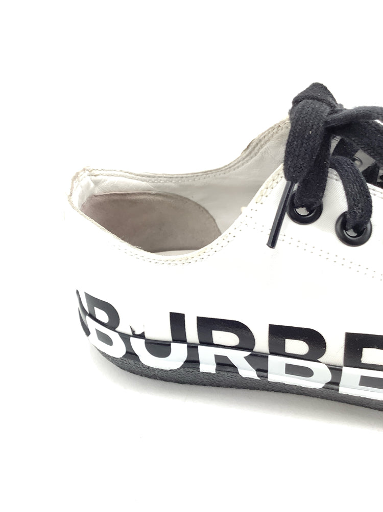 8 Burberry Sneakers